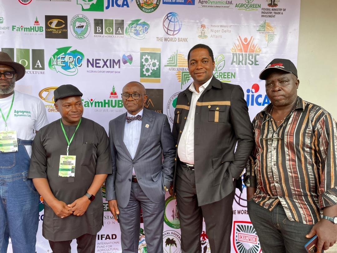 4fb30c28-3270-40a2-8584-a2f046bab8d8-1